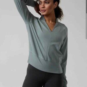 Athleta eastbound sweatshirt notch v-neck gray green XL top shirt